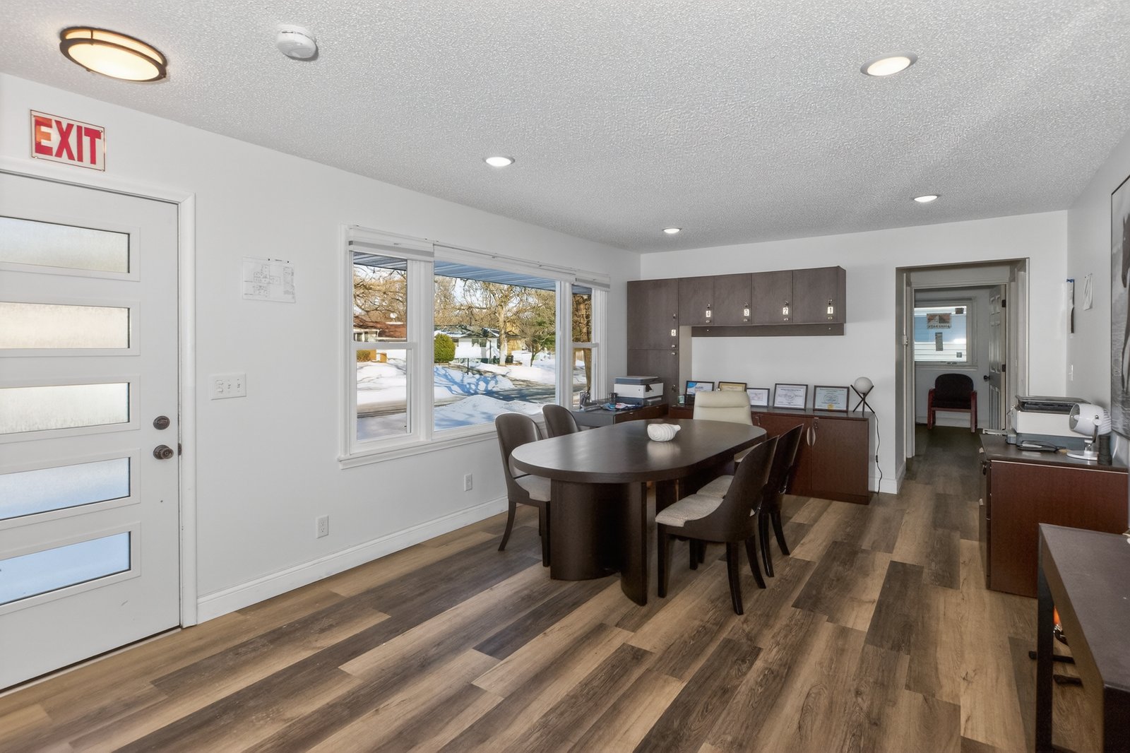 Bright Entry & Conference Room